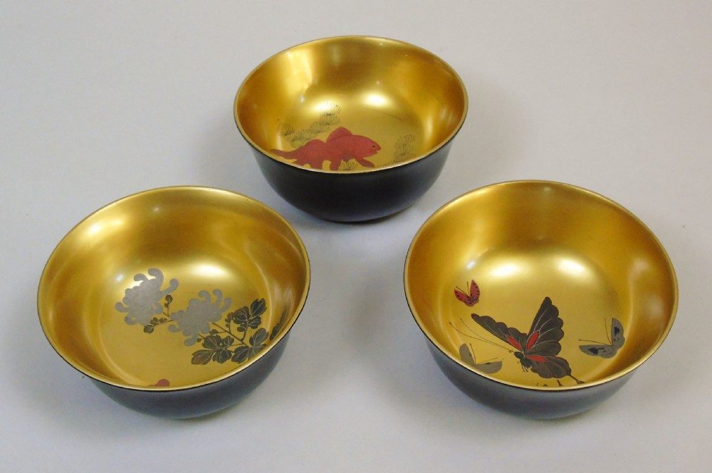 Beautiful Set of Three Japanese Lacquer Bowls View II