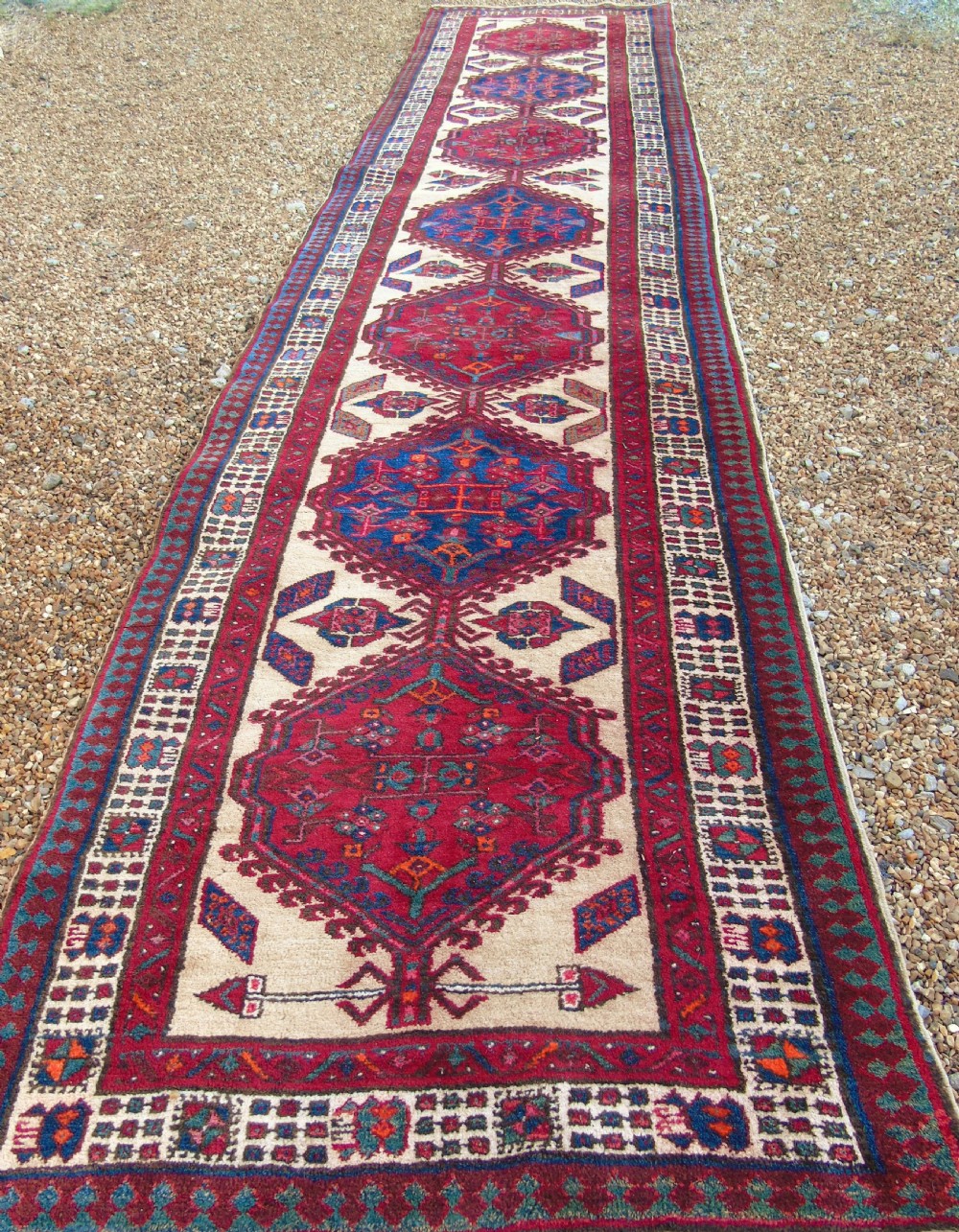Antique Sarab Runner Carpet View II
