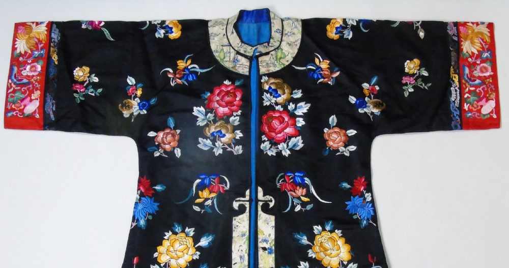 19th Century Chinese Silk Embroidered Robe View II