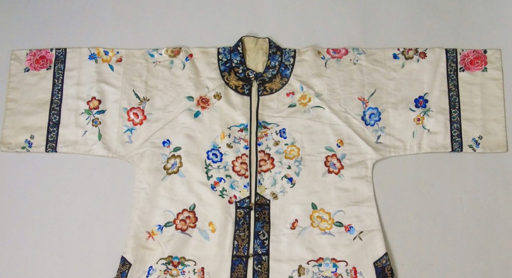 19th Century Chinese Silk Embroidered Robe View II