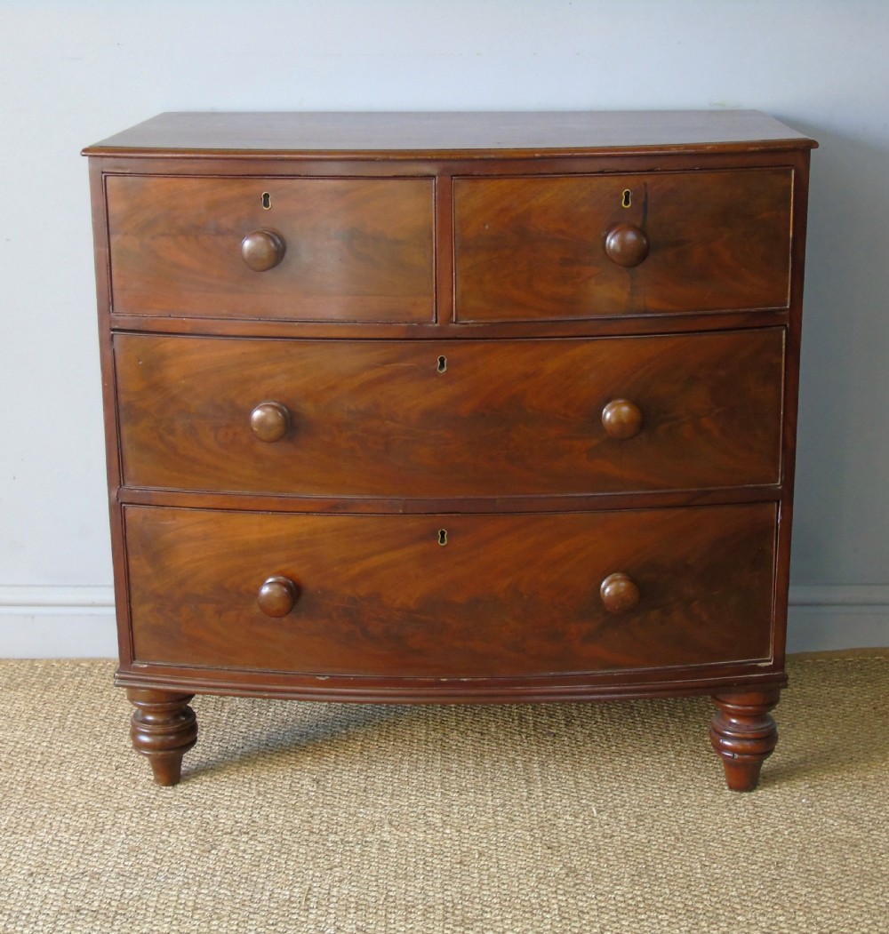 Victorian Bow Front Mahogany Chest of Drawers