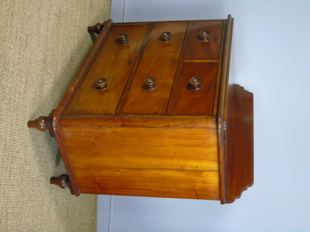 Good Quality Victorian Mahogany Chest of Drawers View III