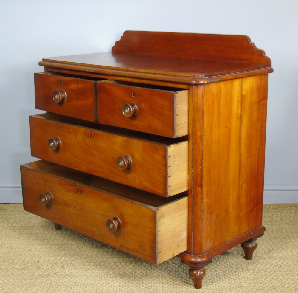 Good Quality Victorian Mahogany Chest of Drawers View VI