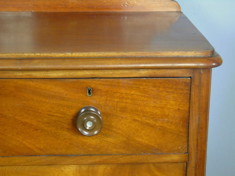 Good Quality Victorian Mahogany Chest of Drawers View VII