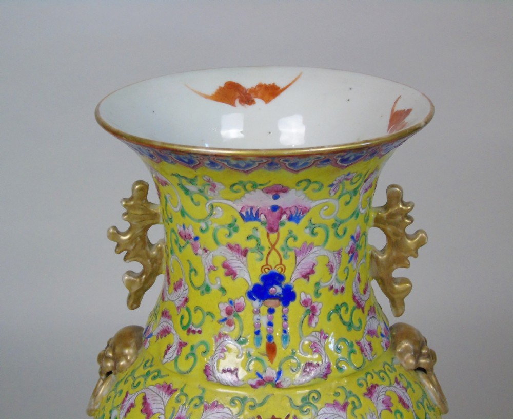 19th Century Chinese Porcelain Vase Famille Jaune View IV