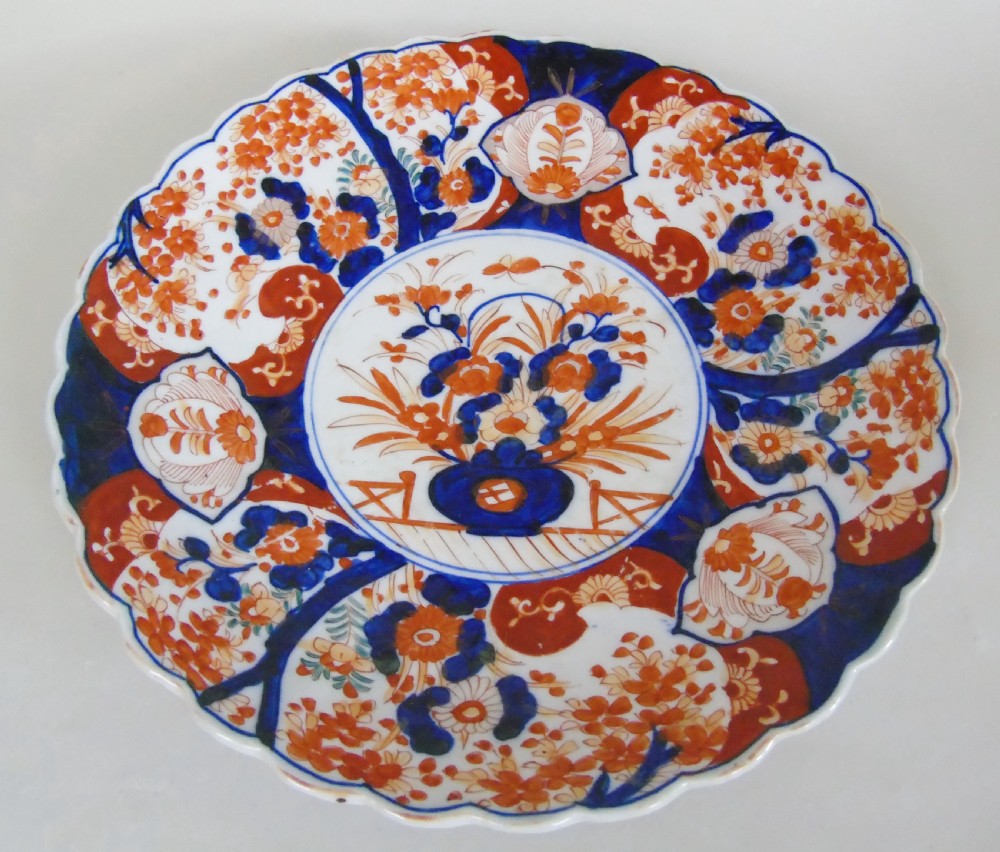 Antique Japanese Imari Charger Meiji View IV