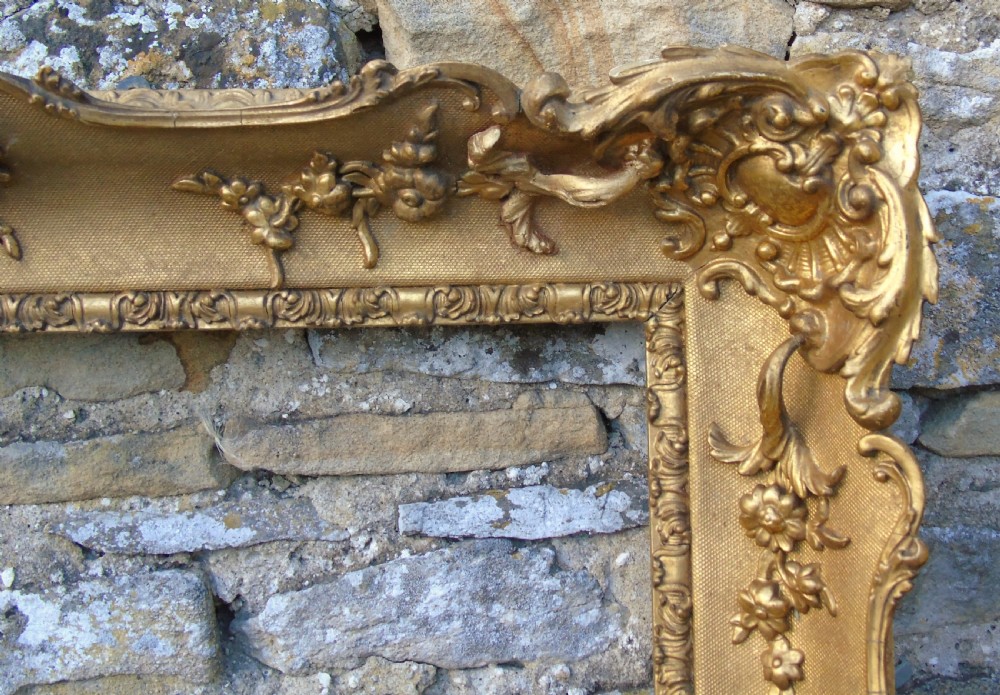 Good Quality Victorian Gilt Swept Picture Frame View III
