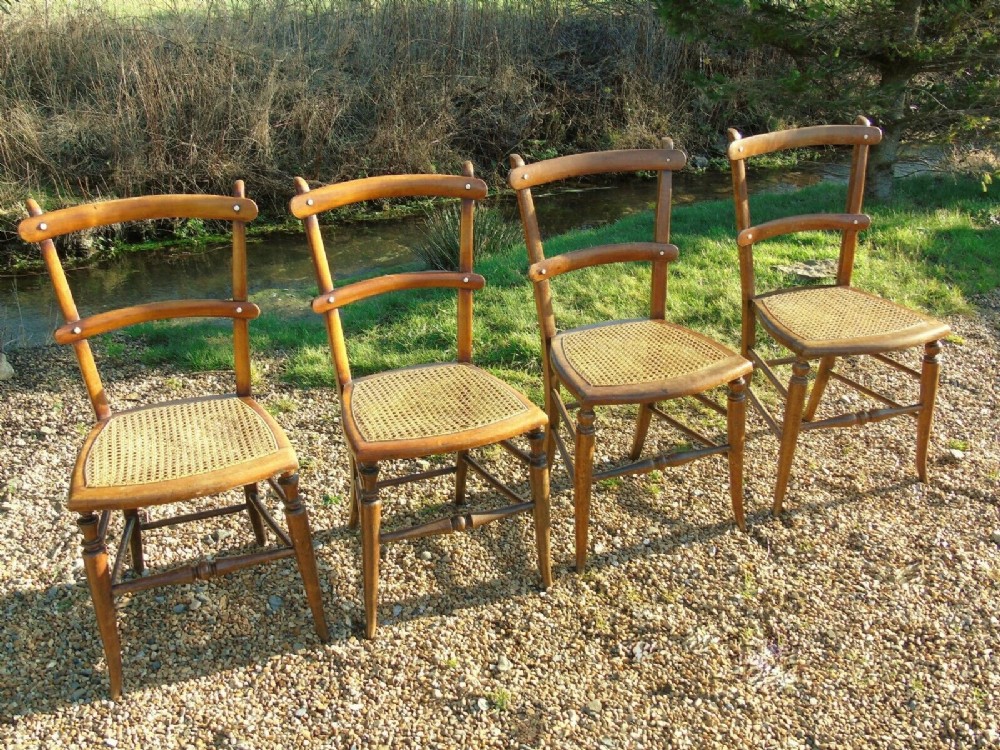 Set of Five Pretty Dining Kitchen Chairs