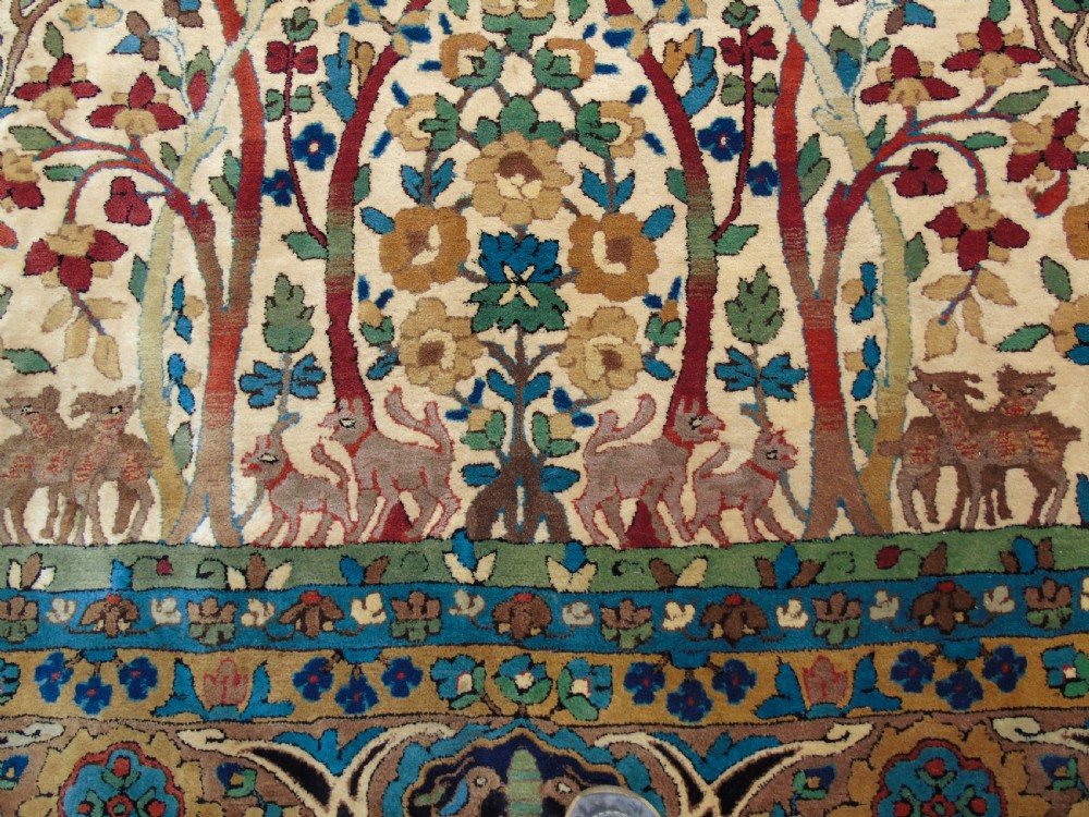 Beautiful Handwoven Woollen Arts & Crafts Carpet View V