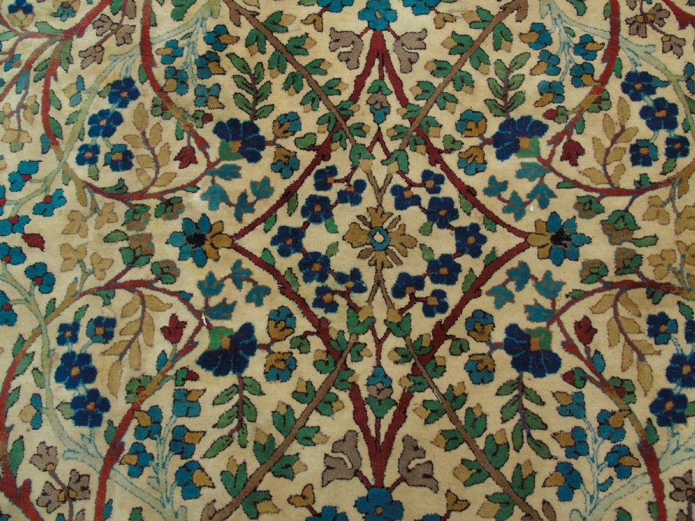 Beautiful Handwoven Woollen Arts & Crafts Carpet View VI