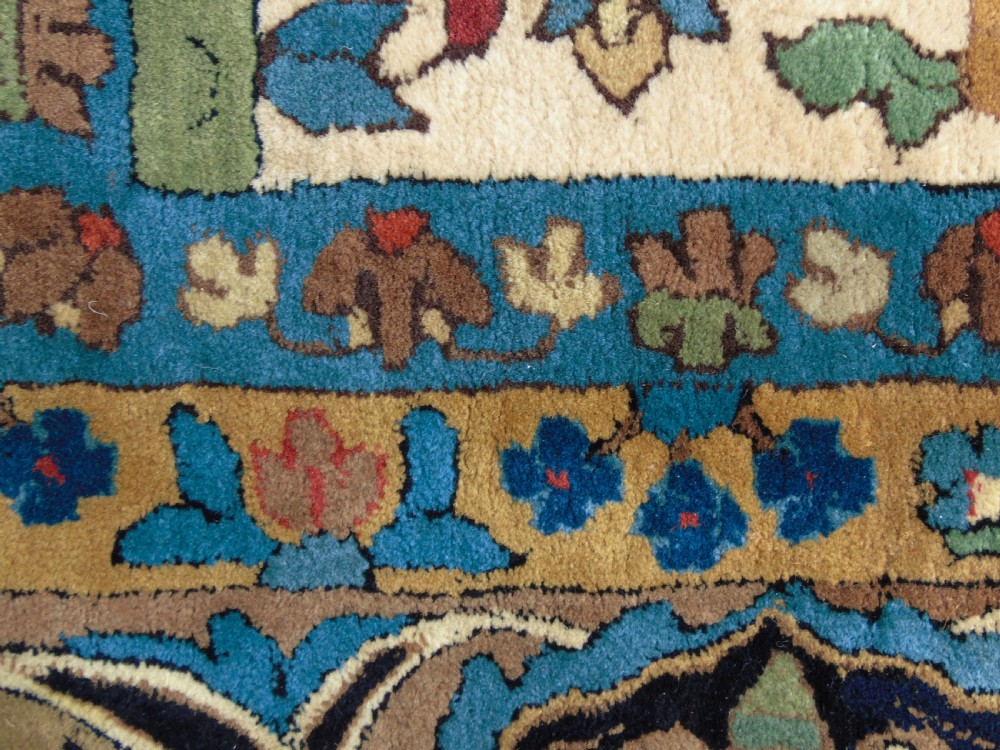 Beautiful Handwoven Woollen Arts & Crafts Carpet View IX