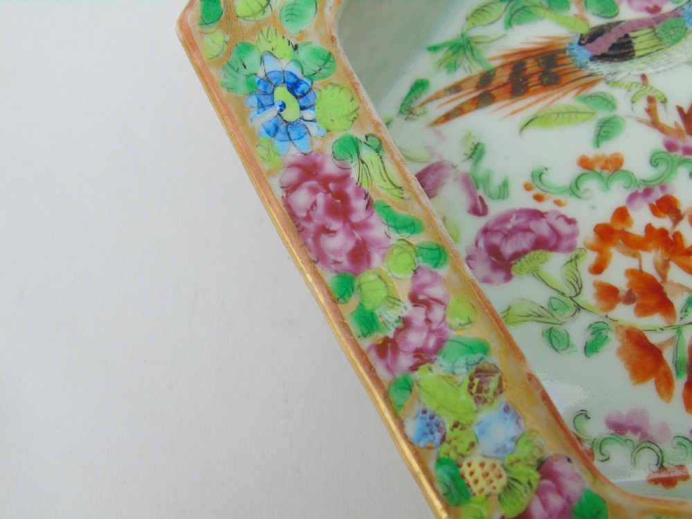 19th Century Daoguang Cantonese Porcelain Bowl Famille Rose View VIII