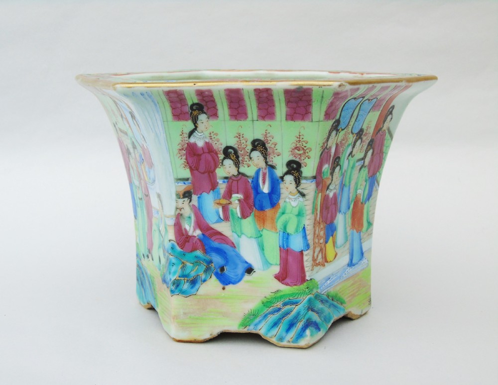 19th Century Daoguang Cantonese Porcelain Jardiniere Famille Rose View IX