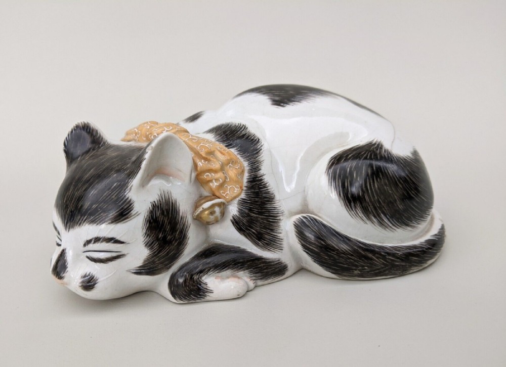 Japanese Kutani Model of a Sleeping Cat Meiji Period