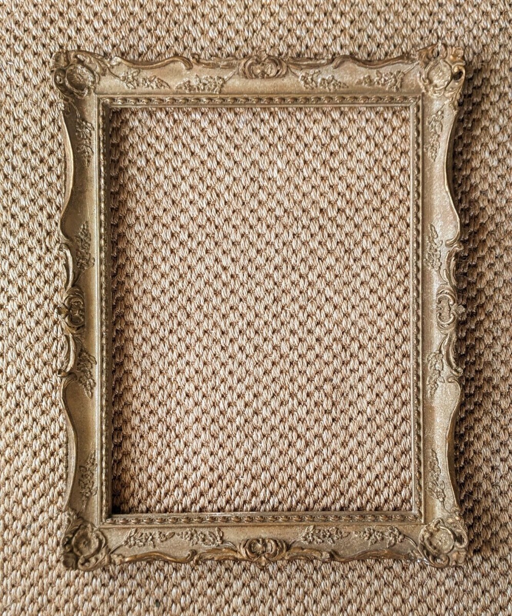 Antique Gilt Swept Frame No 7