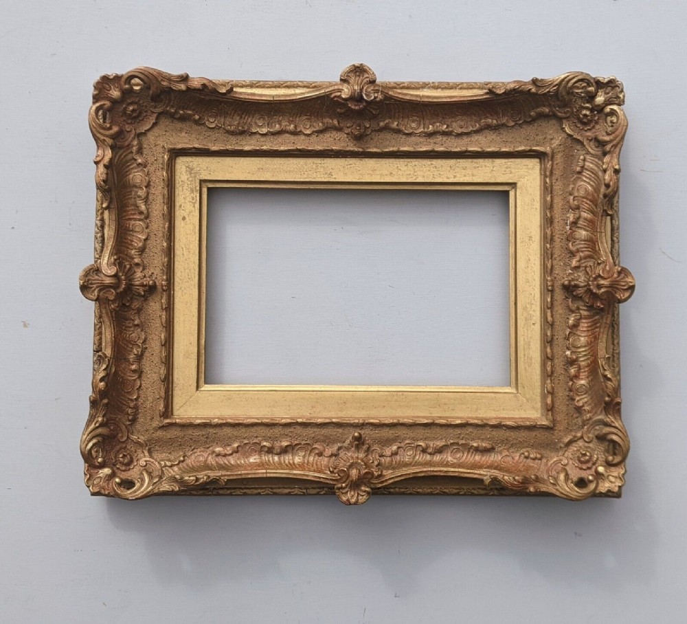 Good Substantial Vintage Gilt Swept Frame No 18