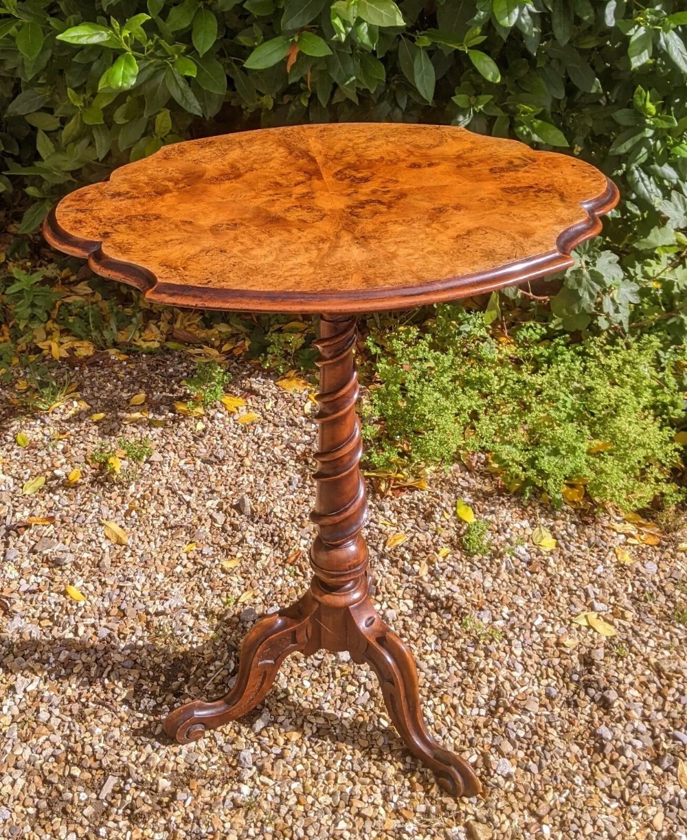 Victorian Burr Walnut Spiral Twist Table