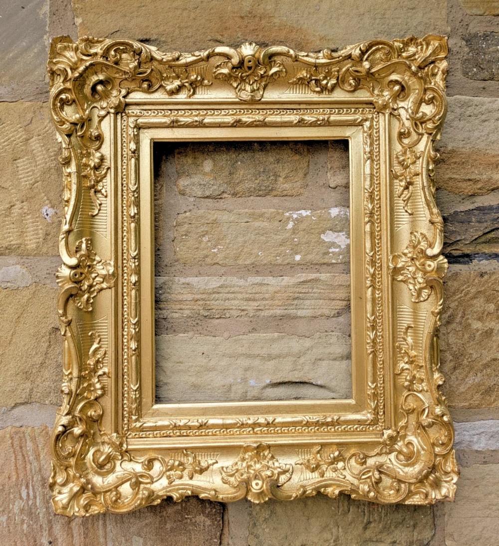 Victorian Antique Swept Frame Gilt No 5A