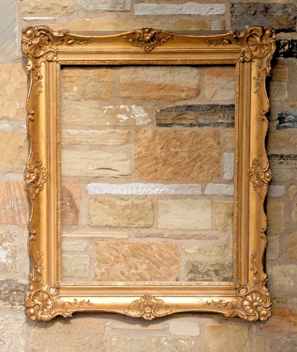 Good Large Victorian Swept Gilt Picture Frame