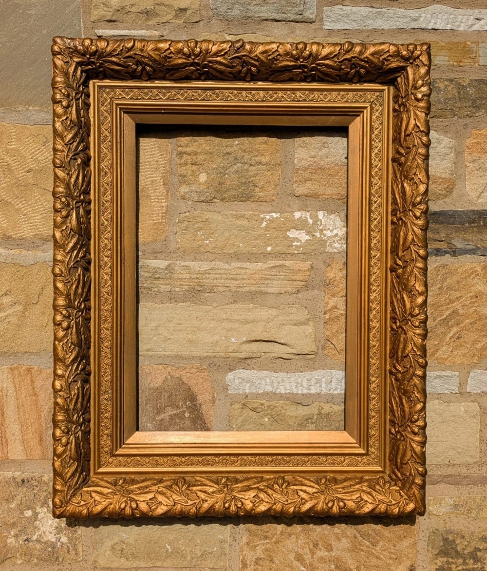 Good Gilt Frame Arts And Crafts Oak Leaf