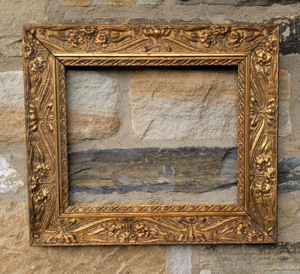 Beautiful Art Nouveau Gilt Picture Frame