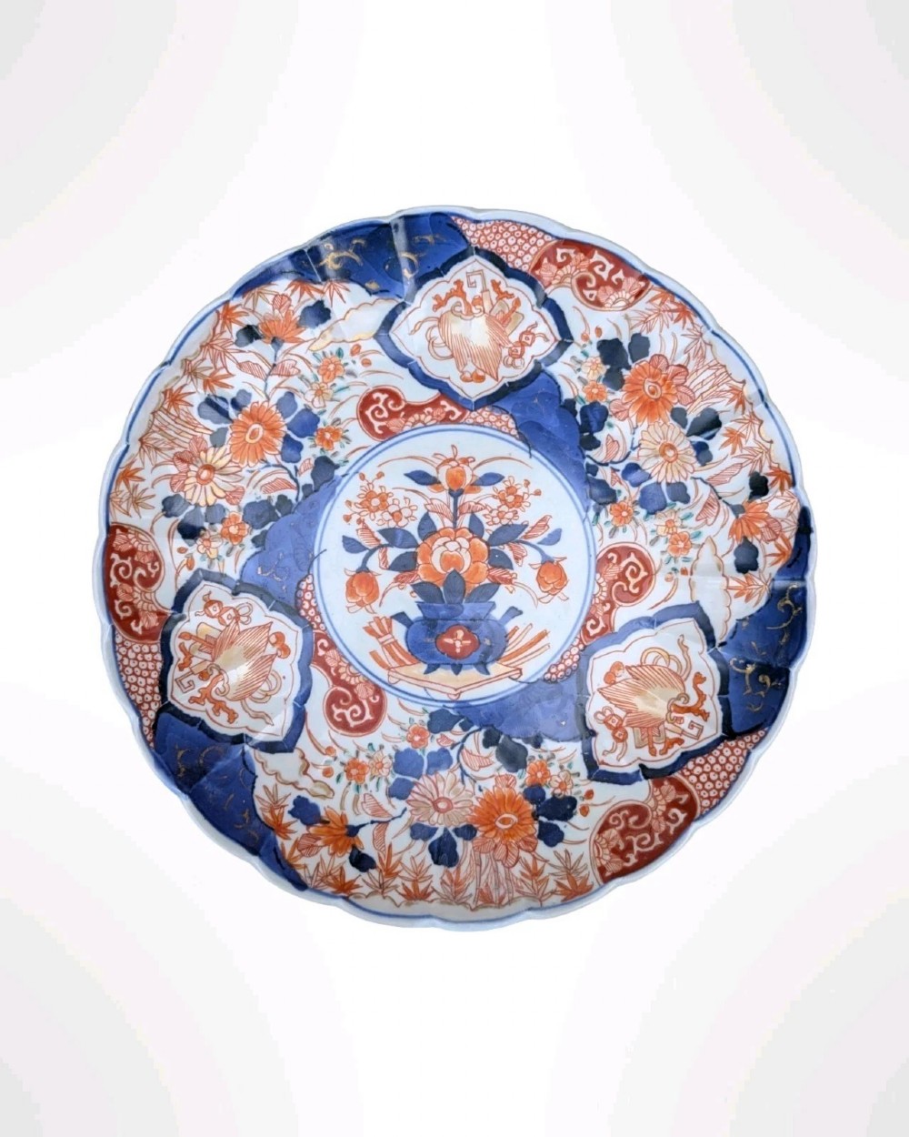 Good Japanese Imari Charger