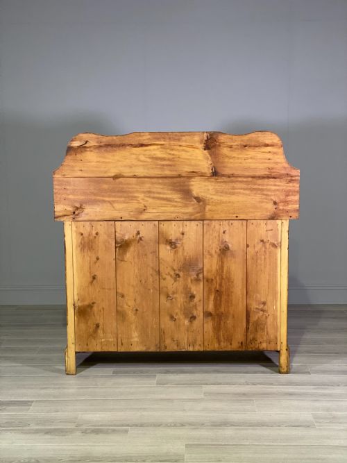 19TH CENTURY PINE DRESSER - ADDITIONAL PHOTO 10