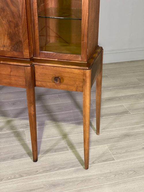 A PAIR OF WALNUT CABINETS BY ARTHUR REYNOLDS OF LUDLOW - ADDITIONAL PHOTO 3