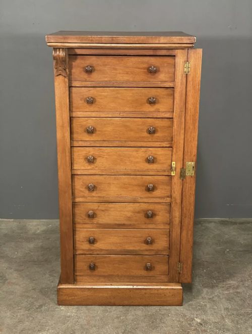 LARGE ANTIQUE MAHOGANY WELLINGTON CHEST - ADDITIONAL PHOTO 2