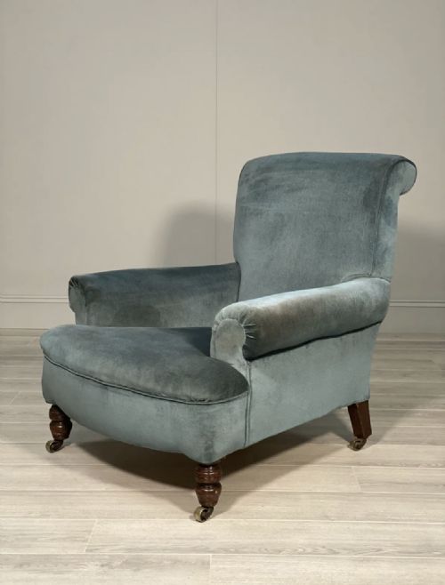 A DEEP SEATED 19TH CENTURY HOWARD STYLE ARMCHAIR - ADDITIONAL PHOTO 6