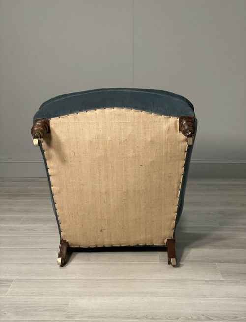 A DEEP SEATED 19TH CENTURY HOWARD STYLE ARMCHAIR - ADDITIONAL PHOTO 11