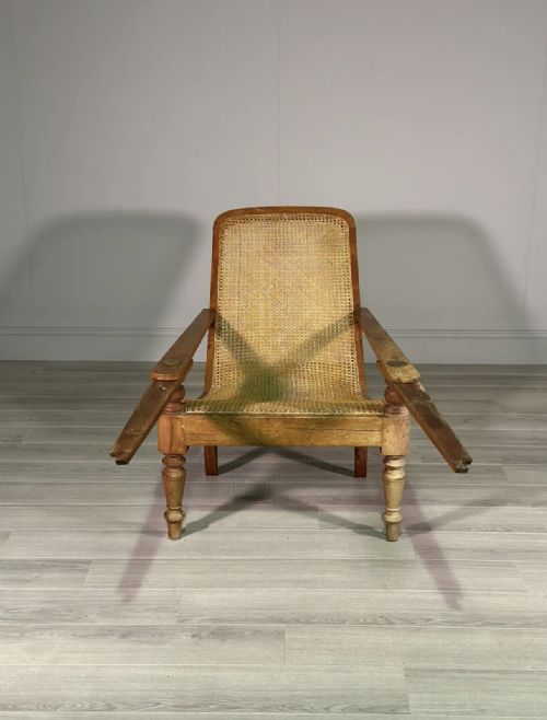 EARLY 20TH CENTURY PLANTATION CHAIR