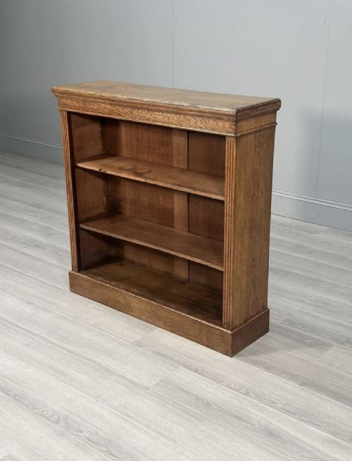 19TH CENTURY GOLDEN OAK BOOKCASE - ADDITIONAL PHOTO 2