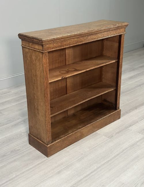 19TH CENTURY GOLDEN OAK BOOKCASE - ADDITIONAL PHOTO 4