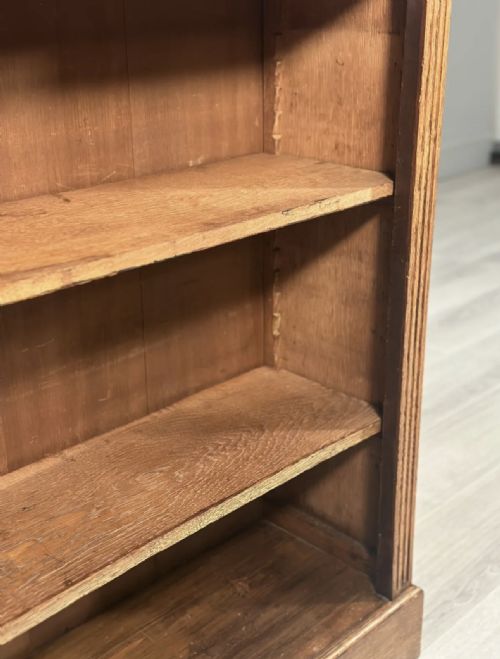 19TH CENTURY GOLDEN OAK BOOKCASE - ADDITIONAL PHOTO 7