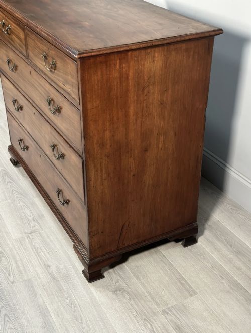 LARGE GEORGIAN MAHOGANY CHEST OF DRAWERS - ADDITIONAL PHOTO 7