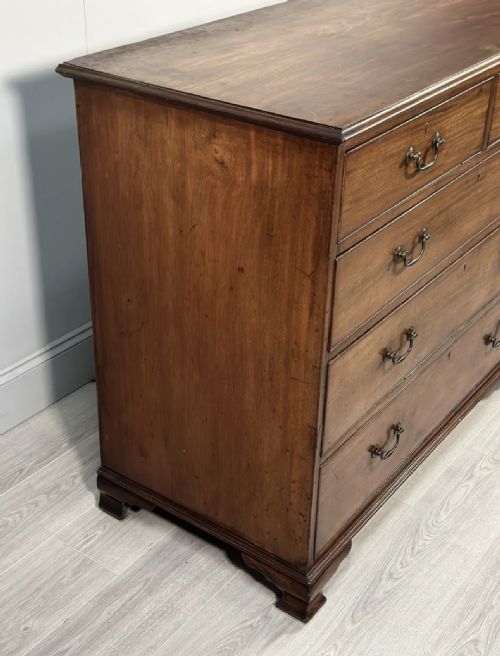 LARGE GEORGIAN MAHOGANY CHEST OF DRAWERS - ADDITIONAL PHOTO 8