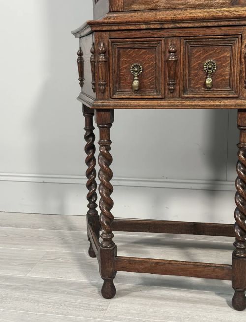 TALL 1920S OAK DISPLAY CABINET - ADDITIONAL PHOTO 6