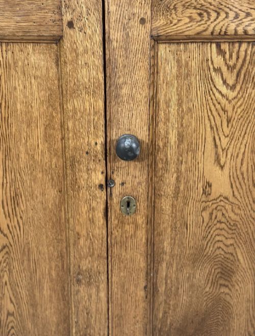ANTIQUE OAK SCHOOL CUPBOARD - ADDITIONAL PHOTO 3