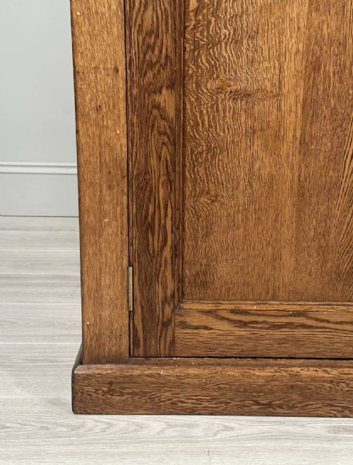 ANTIQUE OAK SCHOOL CUPBOARD - ADDITIONAL PHOTO 6