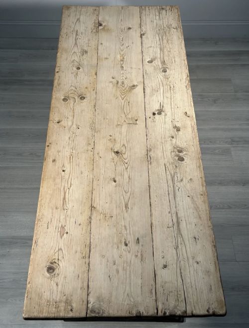 LARGE ANTIQUE PINE REFECTORY TABLE - ADDITIONAL PHOTO 11