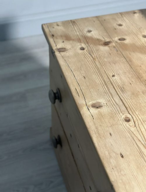 ANTIQUE PINE BANK OF DRAWERS - ADDITIONAL PHOTO 11