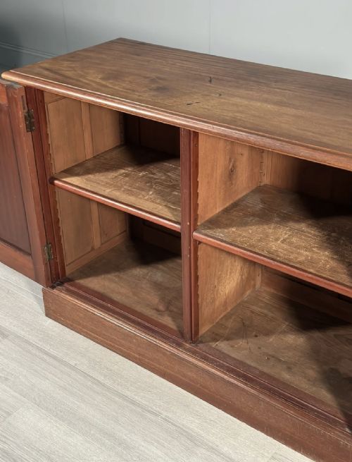 19TH CENTURY MAHOGANY CUPBOARD - ADDITIONAL PHOTO 6