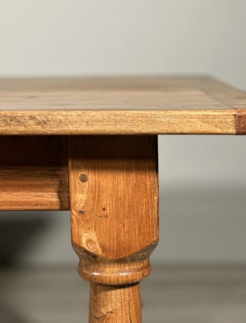 ANTIQUE ELM REFECTORY TABLE - ADDITIONAL PHOTO 4