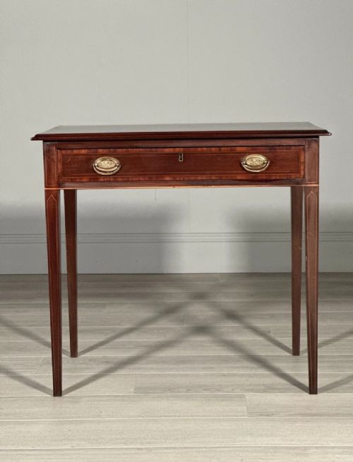 ANTIQUE GEORGIAN MAHOGANY SIDE TABLE - ADDITIONAL PHOTO 2