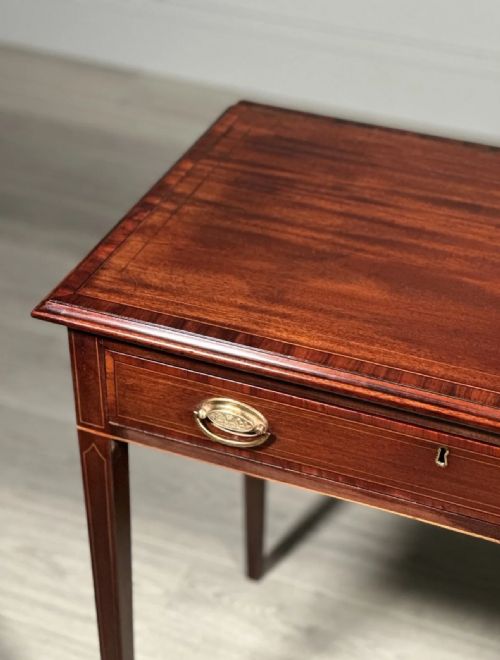 ANTIQUE GEORGIAN MAHOGANY SIDE TABLE - ADDITIONAL PHOTO 3