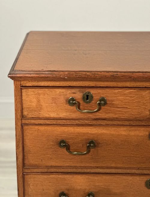 ANTIQUE OAK CHEST OF DRAWERS C1820 - ADDITIONAL PHOTO 3
