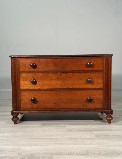 19TH CENTURY MAHOGANY CHEST OF DRAWERS - ADDITIONAL PHOTO 1
