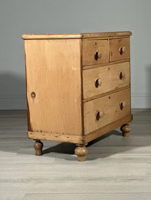 VICTORIAN PINE CHEST OF DRAWERS - ADDITIONAL PHOTO 5