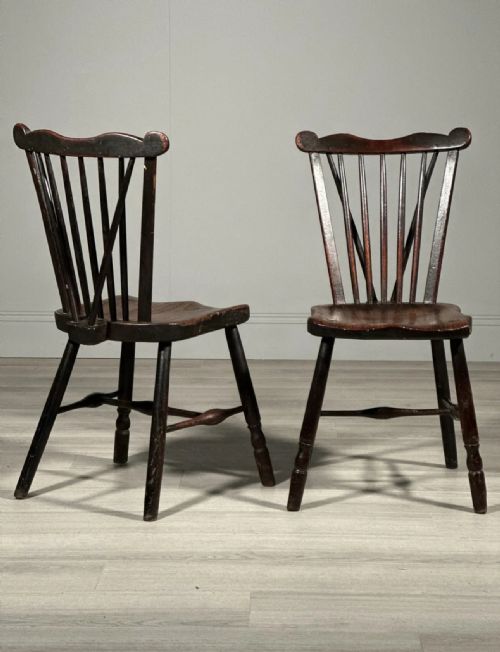 A PAIR OF ANTIQUE ELM KITCHEN CHAIRS C1850 - ADDITIONAL PHOTO 7